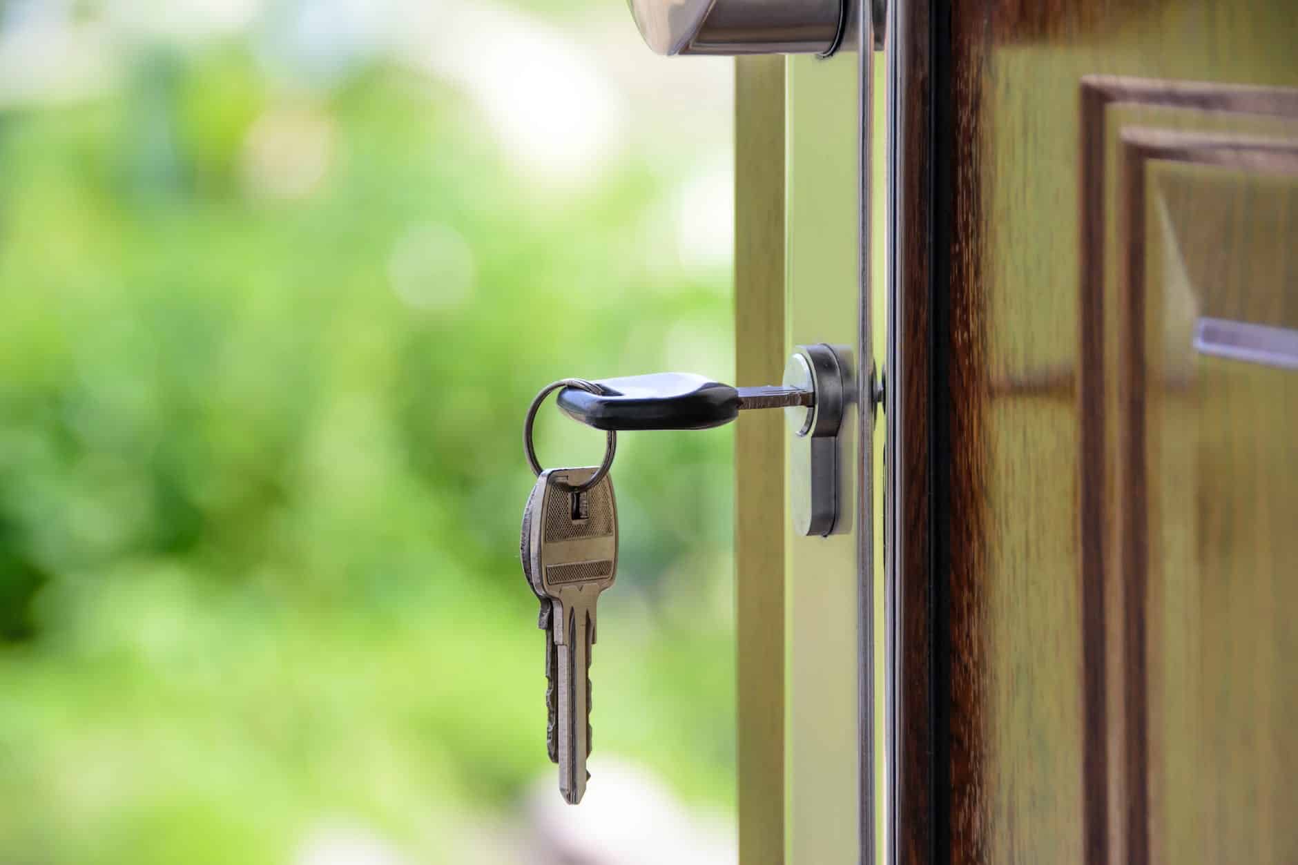 A picture of a key to a real estate closing